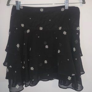 Urban Outfitter Tiered Ruffled Daisy Mini Skirt